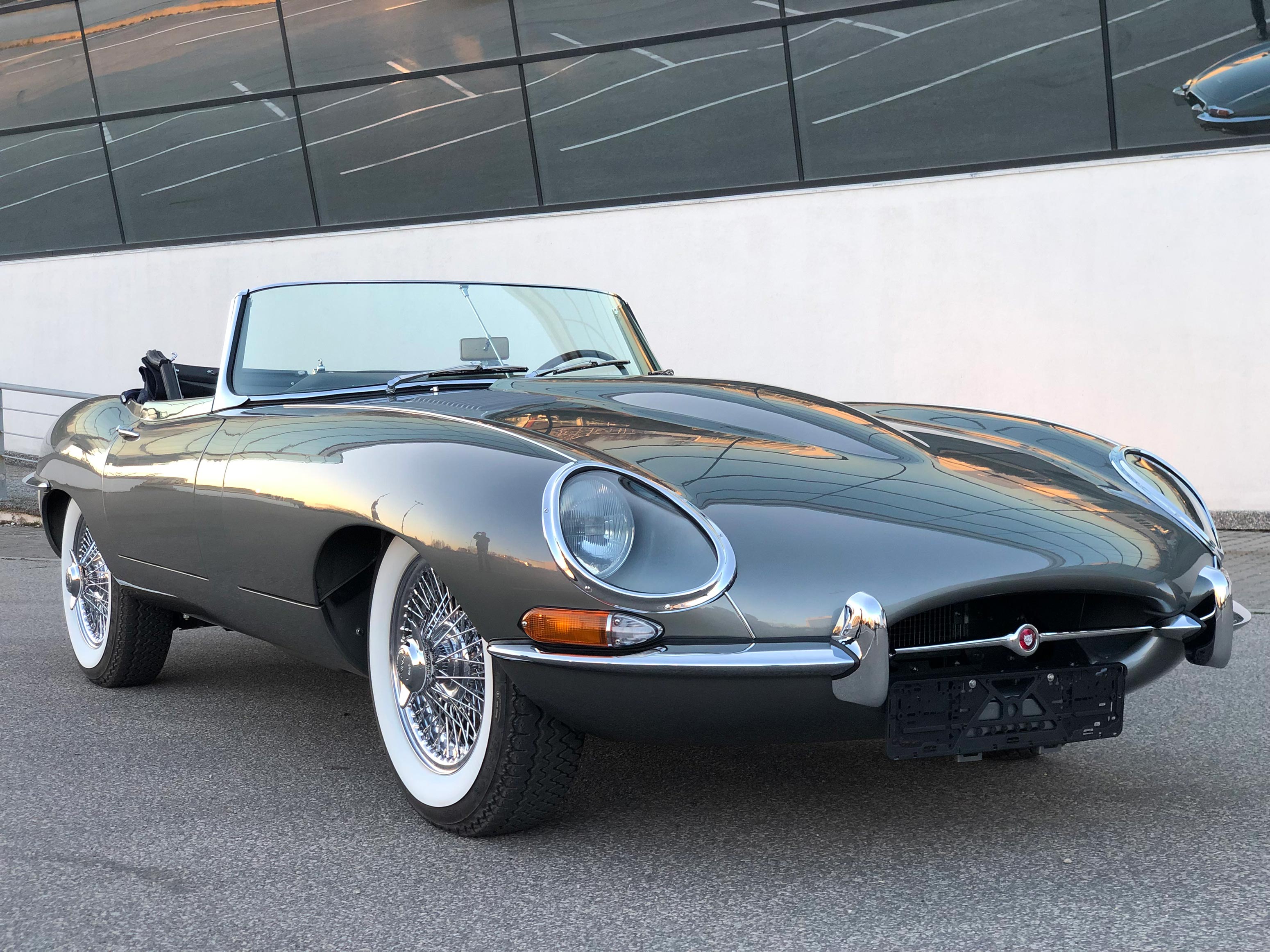 Jaguar E-type Series 1 1962