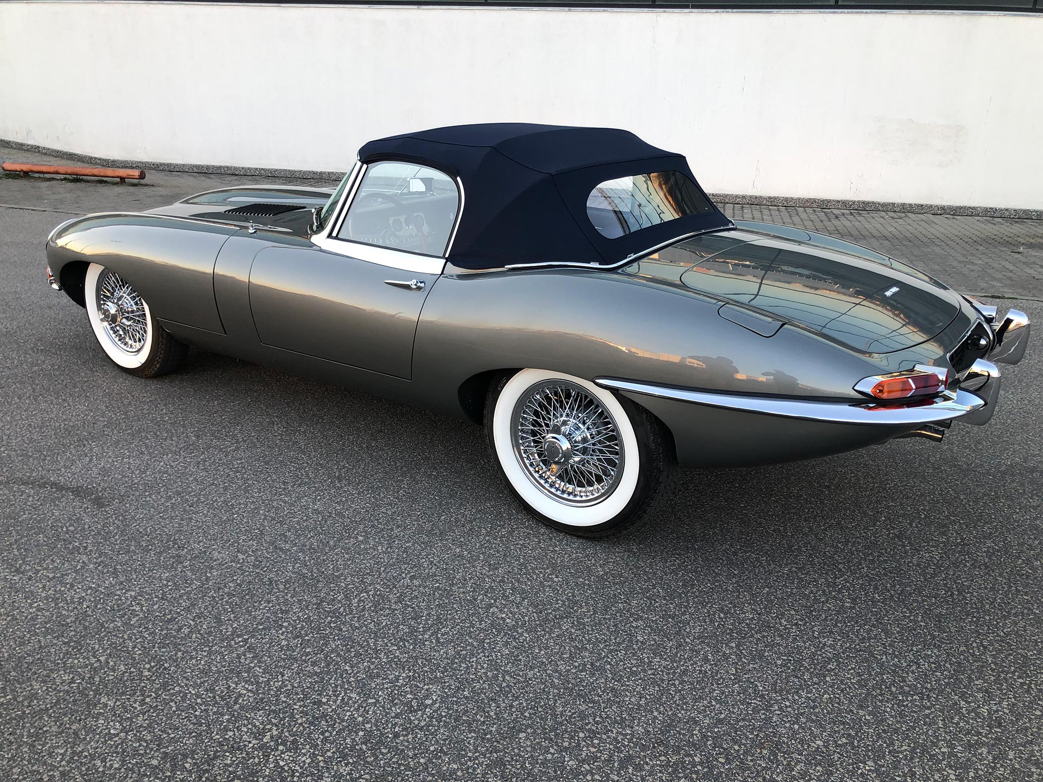 Jaguar E-type Series 1 1962