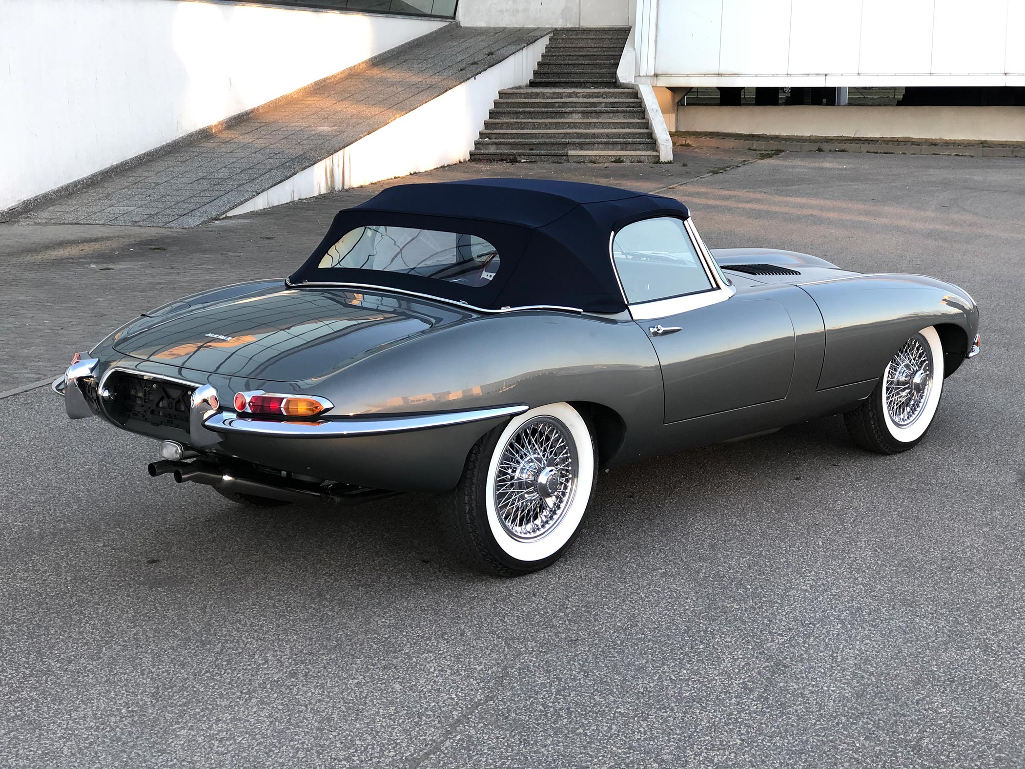 Jaguar E-type Series 1 1962