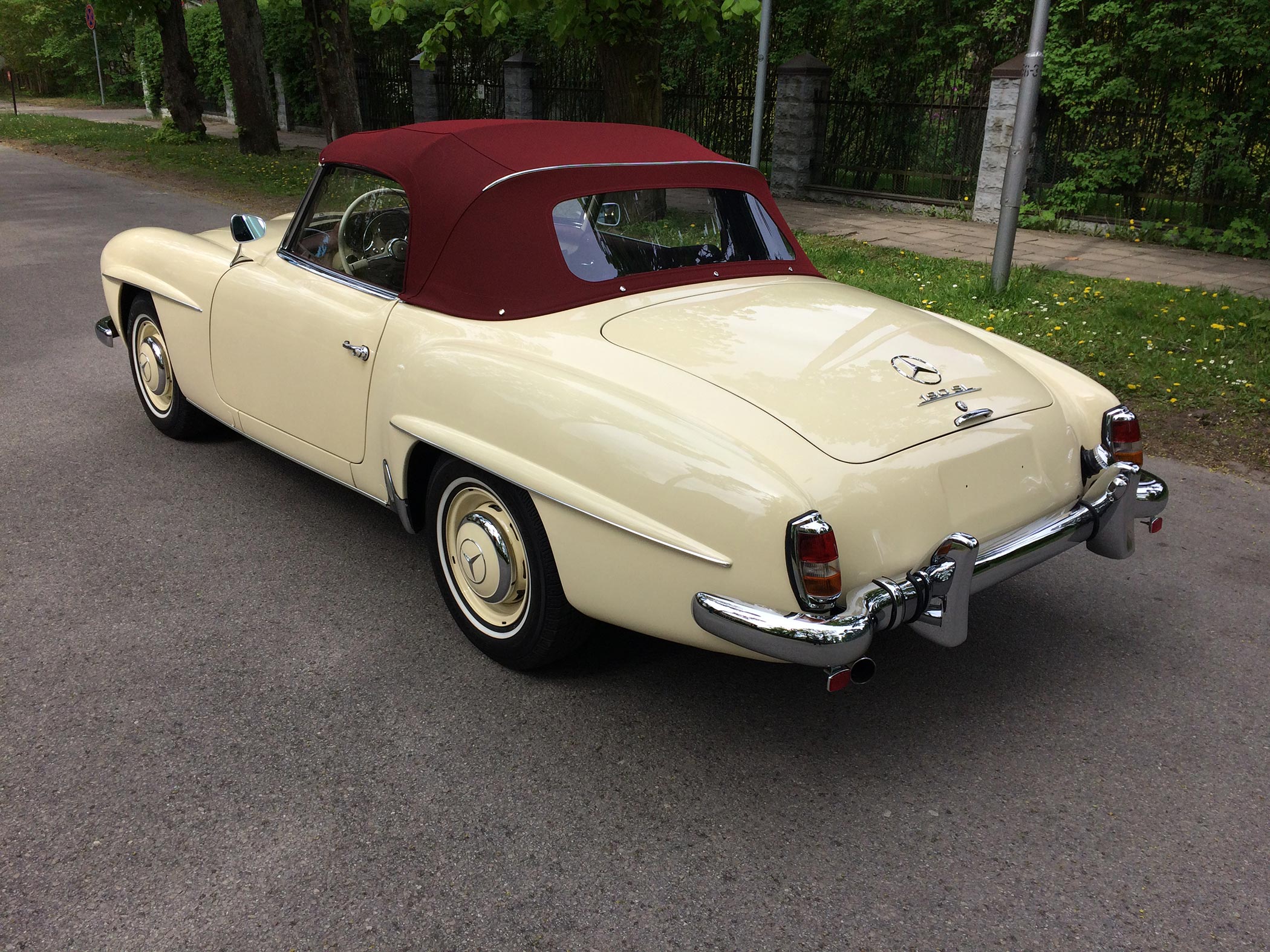 Mercedes 190SL