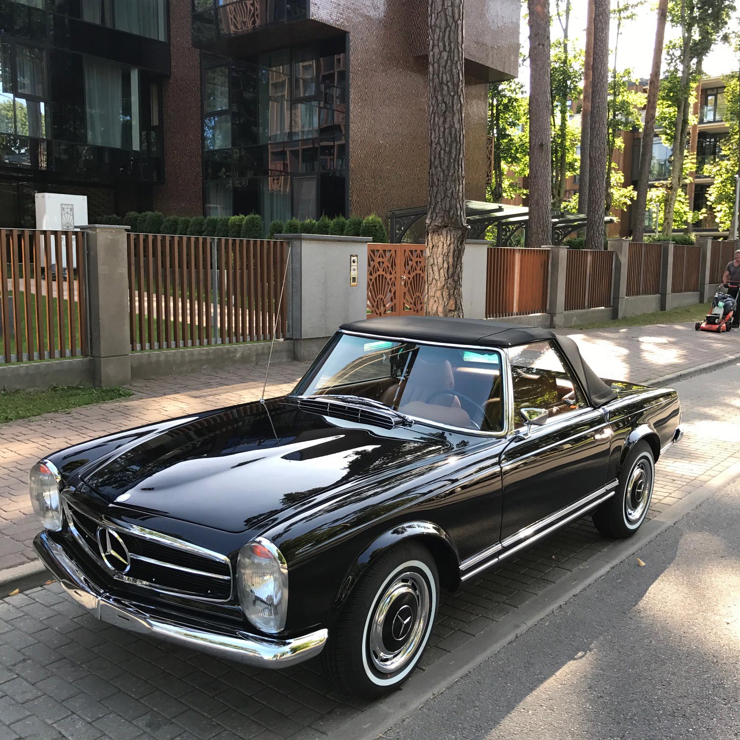 Mercedes Benz 280SL w113 automatic 1970