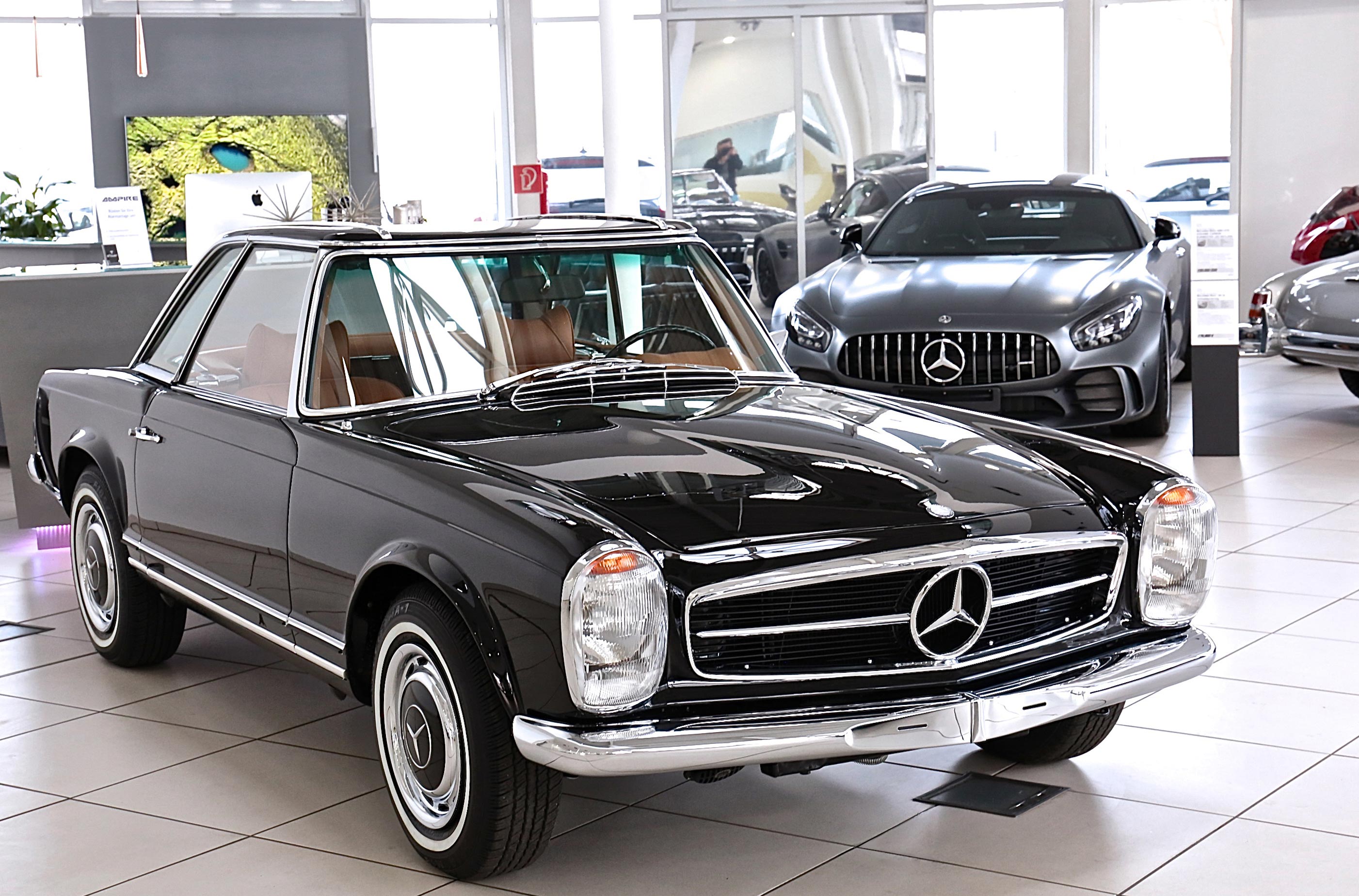 Mercedes Benz 280SL w113 automatic 1970