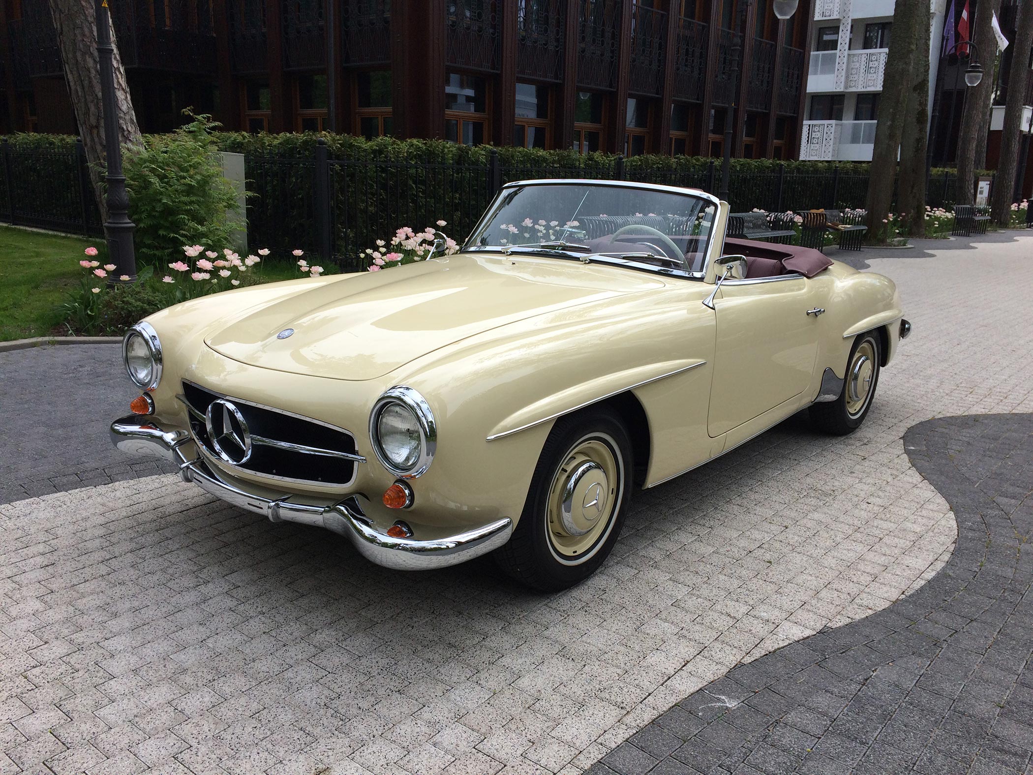 Mercedes 190SL