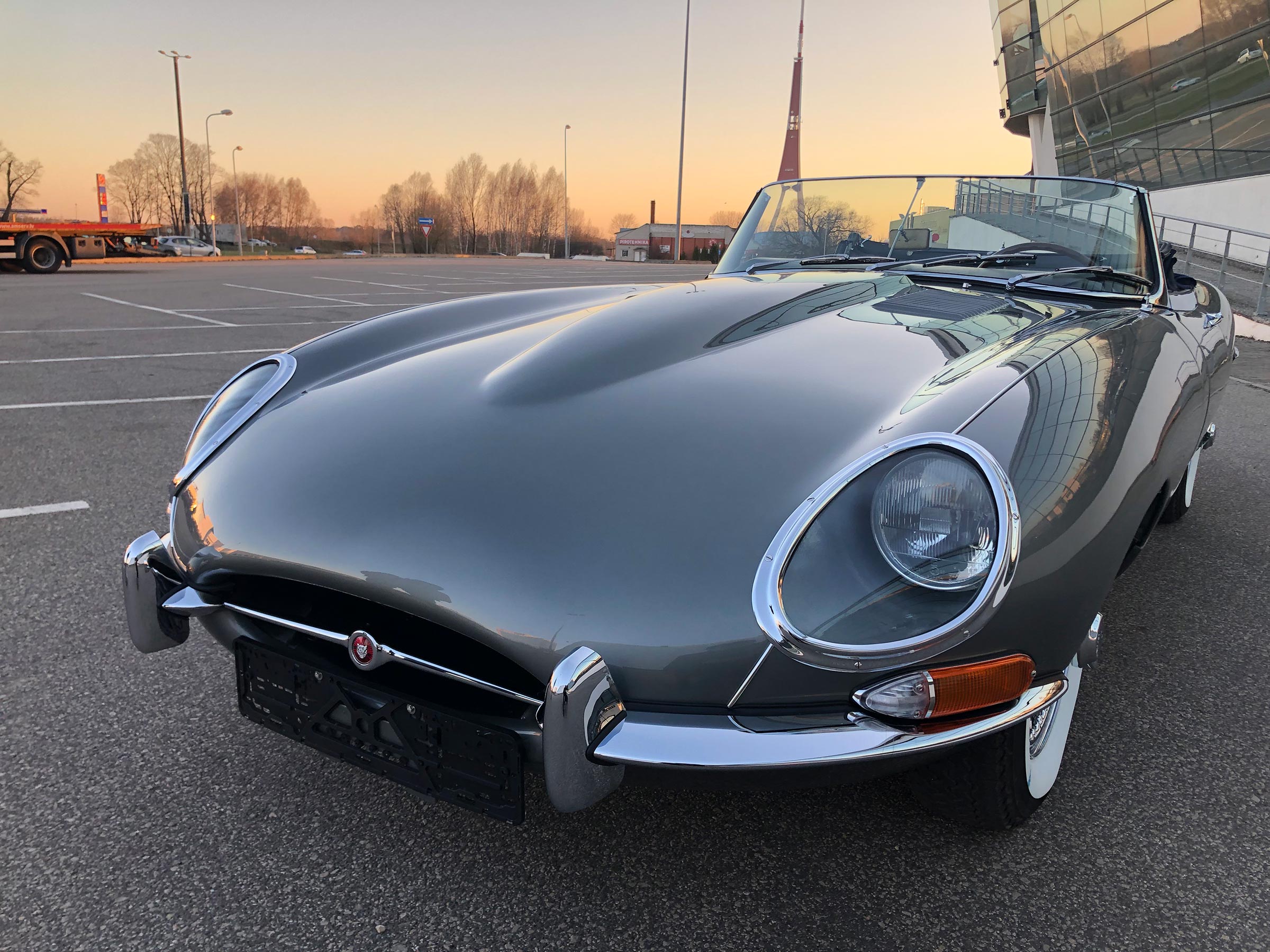 Jaguar E-type Series 1 1962