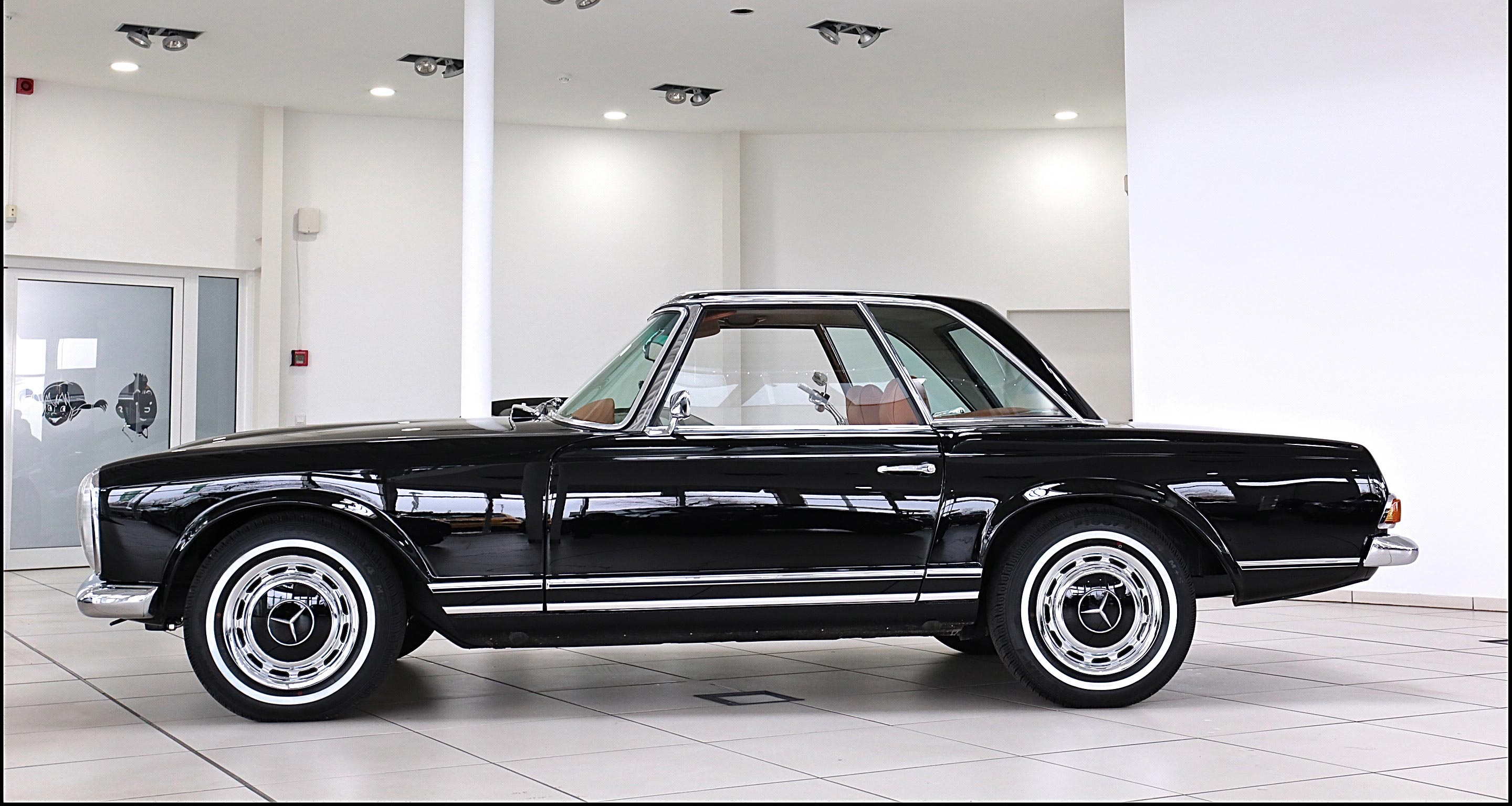 Mercedes Benz 280SL w113 automatic 1970