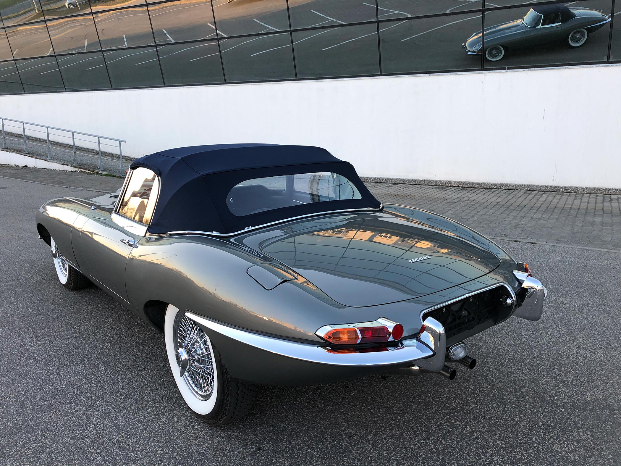 Jaguar E-type Series 1 1962