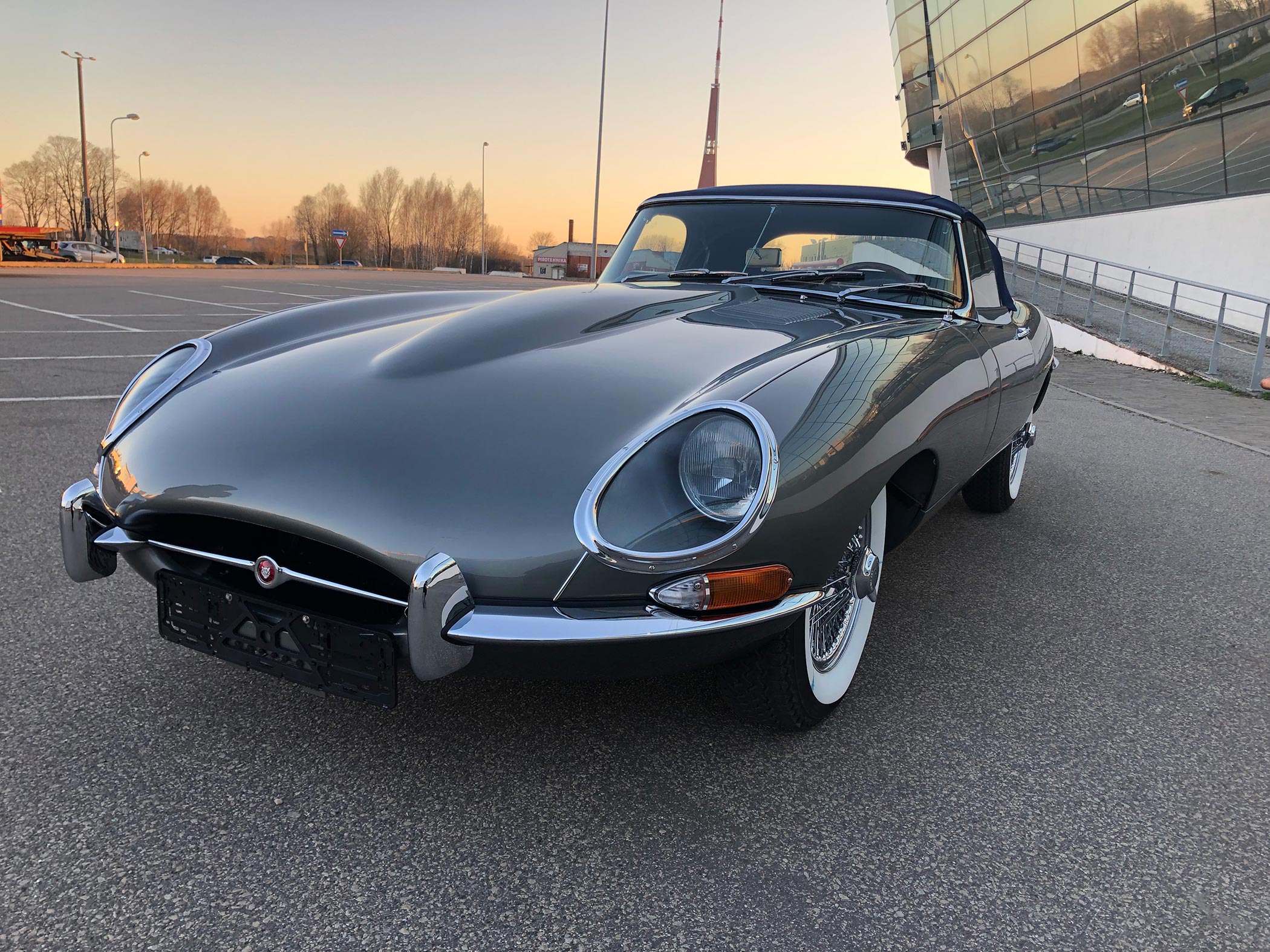 Jaguar E-type Series 1 1962