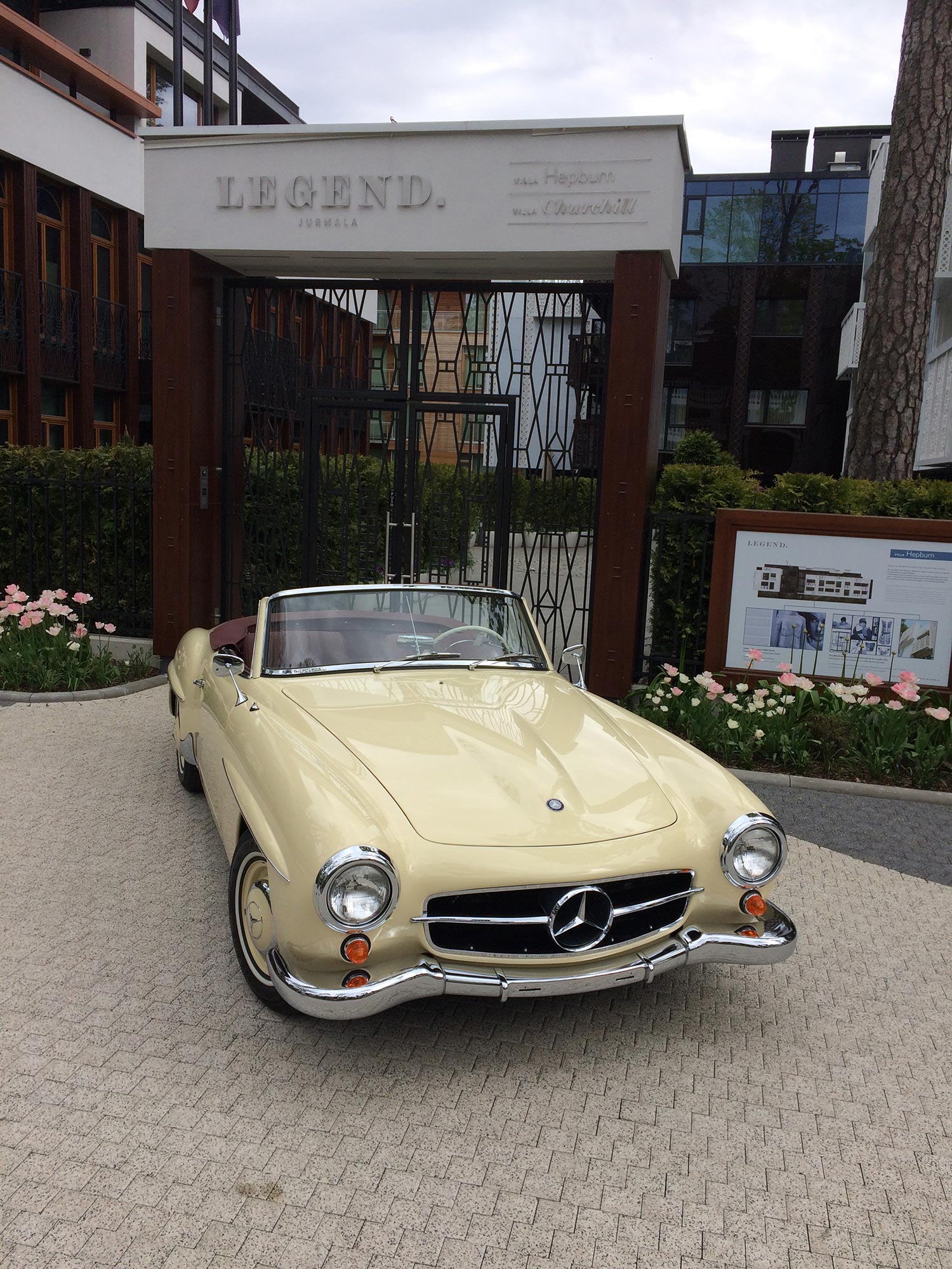 Mercedes 190SL