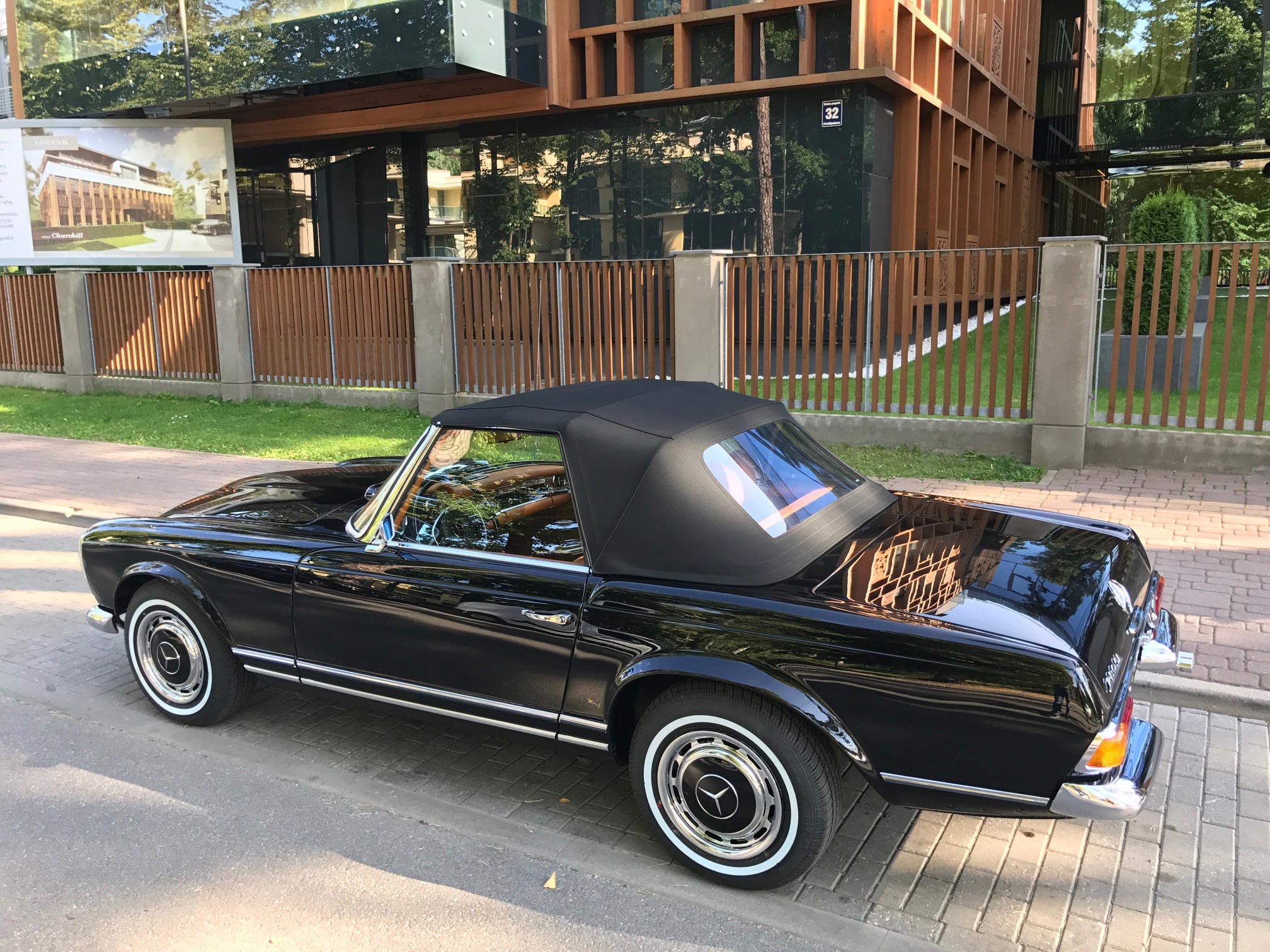 Mercedes Benz 280SL w113 automatic 1970