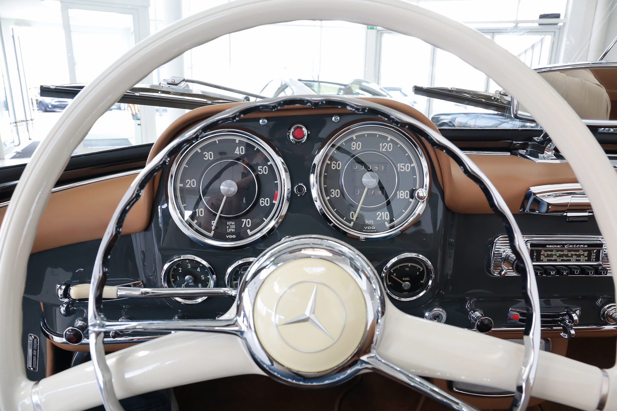 Mercedes Benz 190 SL w121 1957