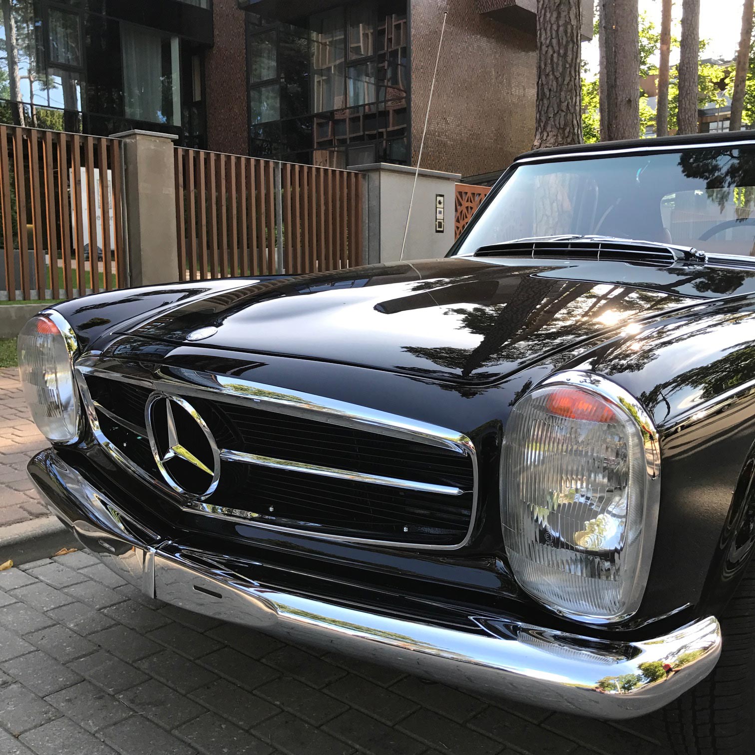 Mercedes Benz 280SL w113 automatic 1970